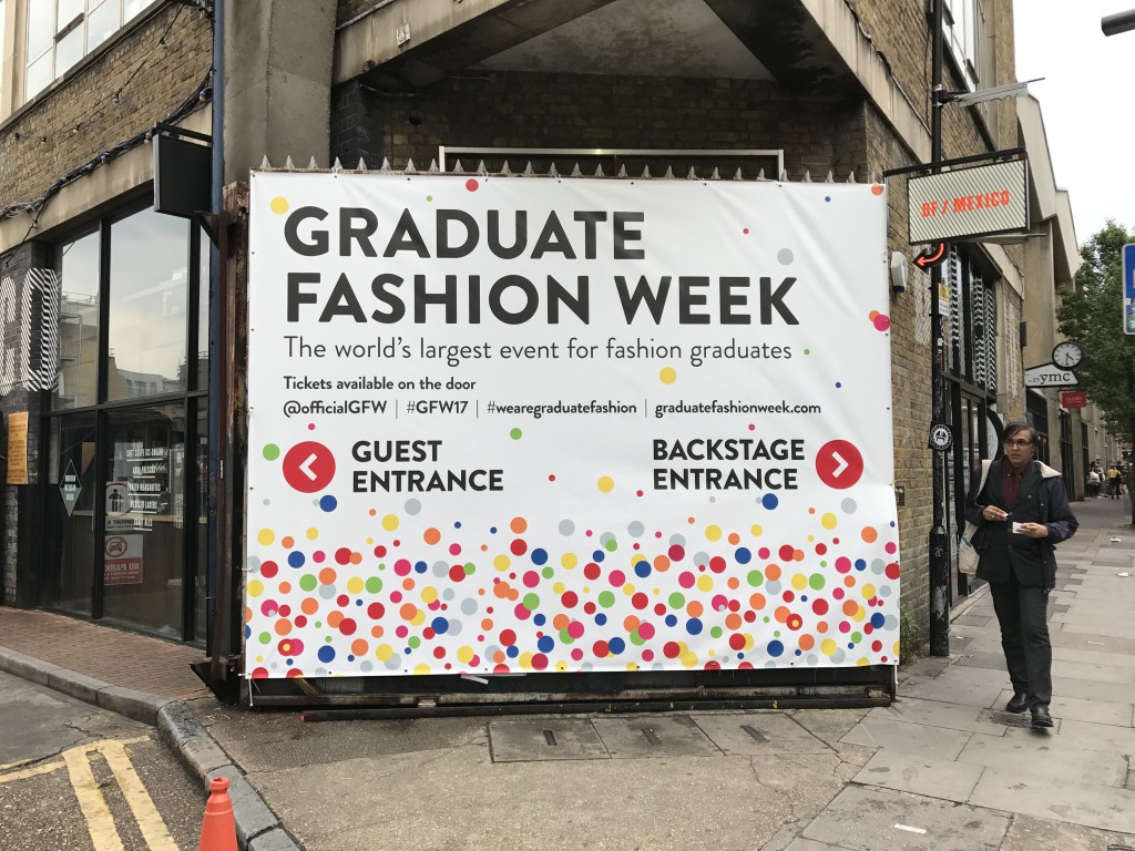 Graduate Fashion Week 2017会場入口
